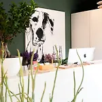 Lu Boutique Hotel *