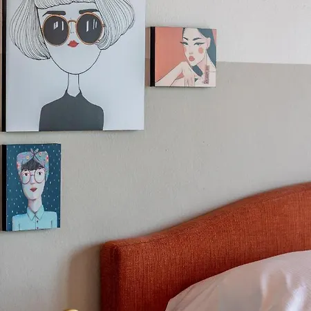 Lu. Hotel