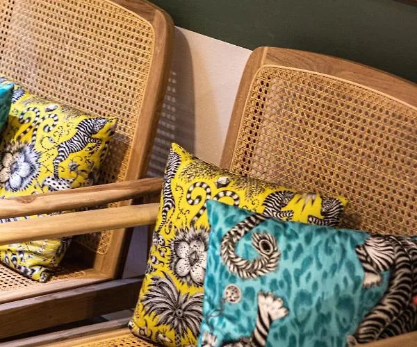 Lu Boutique Hotel *