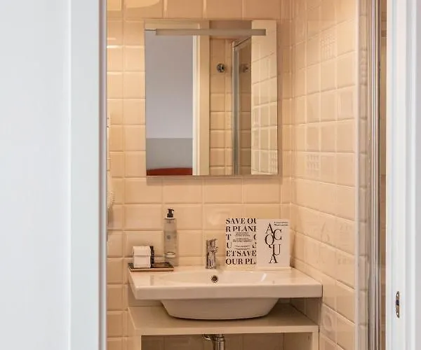 Отель Lu Boutique Hotel *