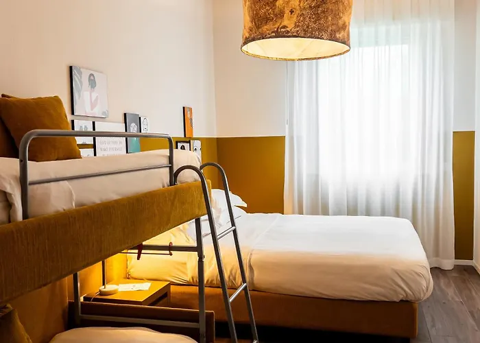 Отель Lu Boutique Hotel *